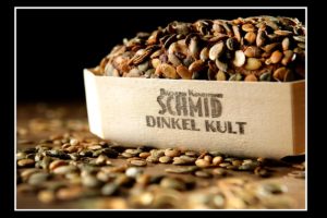 Dinkel in einer Schale