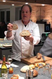 Verkostung in der Brotwerkstatt von Brot-Sommelier Willi Balkenholl